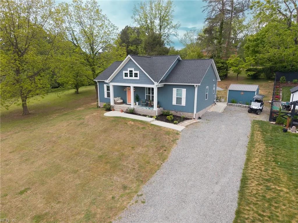 92 Meadow LN, URBANNA VA 23175 - Main photo