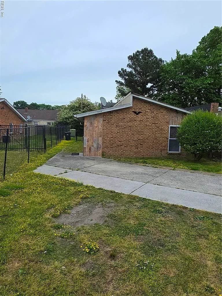 1056 Dubose DR, NORFOLK VA 23504 - Main photo