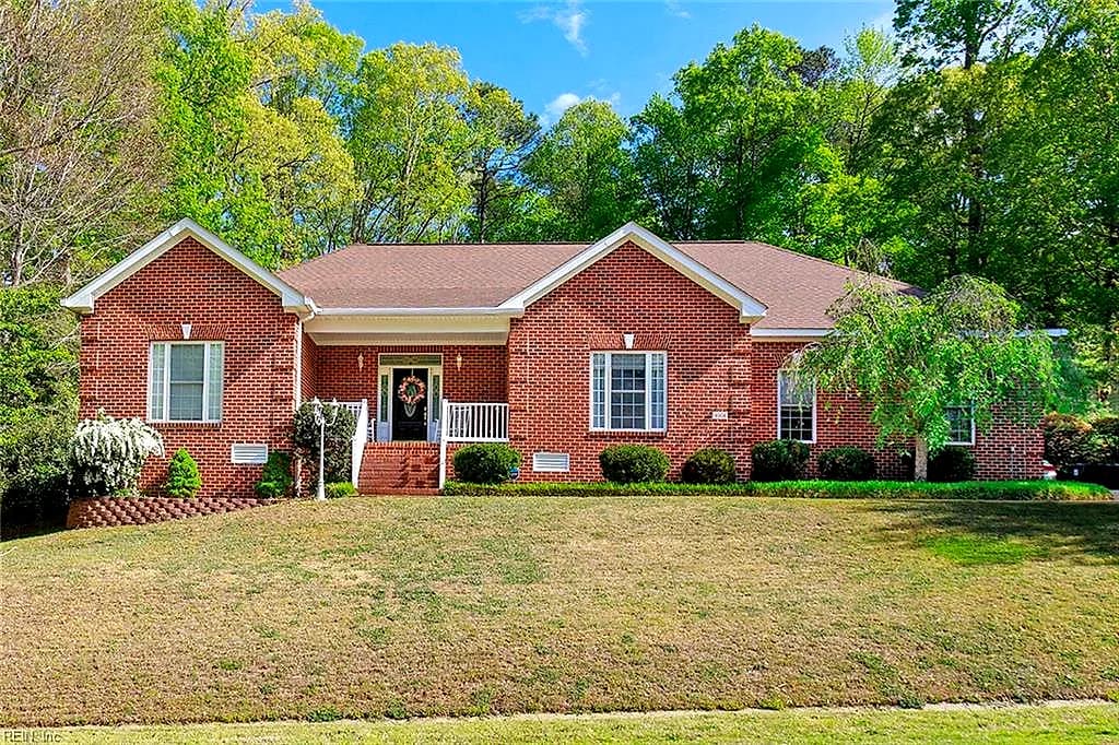4904 Westmoreland DR, WILLIAMSBURG VA 23188 - Main photo