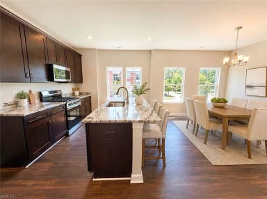 615 Commonwealth DR, YORKTOWN VA 23693 thumb 10