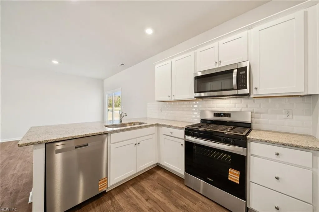 5131 Duxbury RD, SUFFOLK VA 23435 thumb 6
