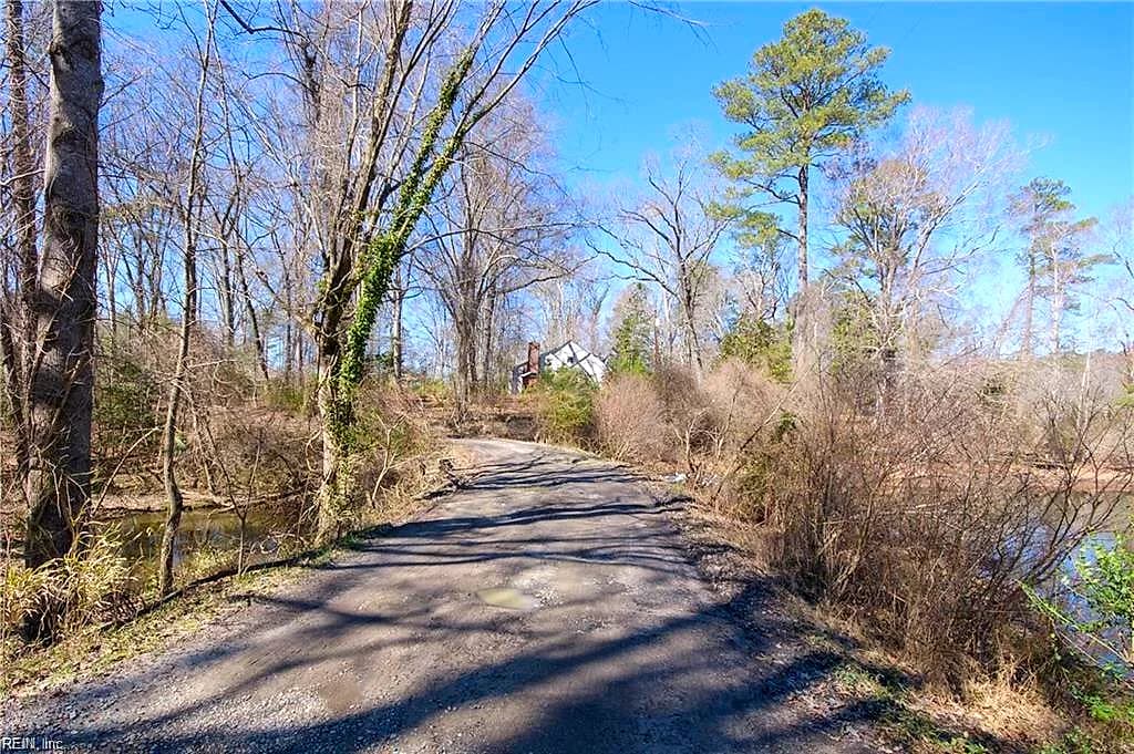 13474 Hatchers LN, SMITHFIELD VA 23430 - Photo 3