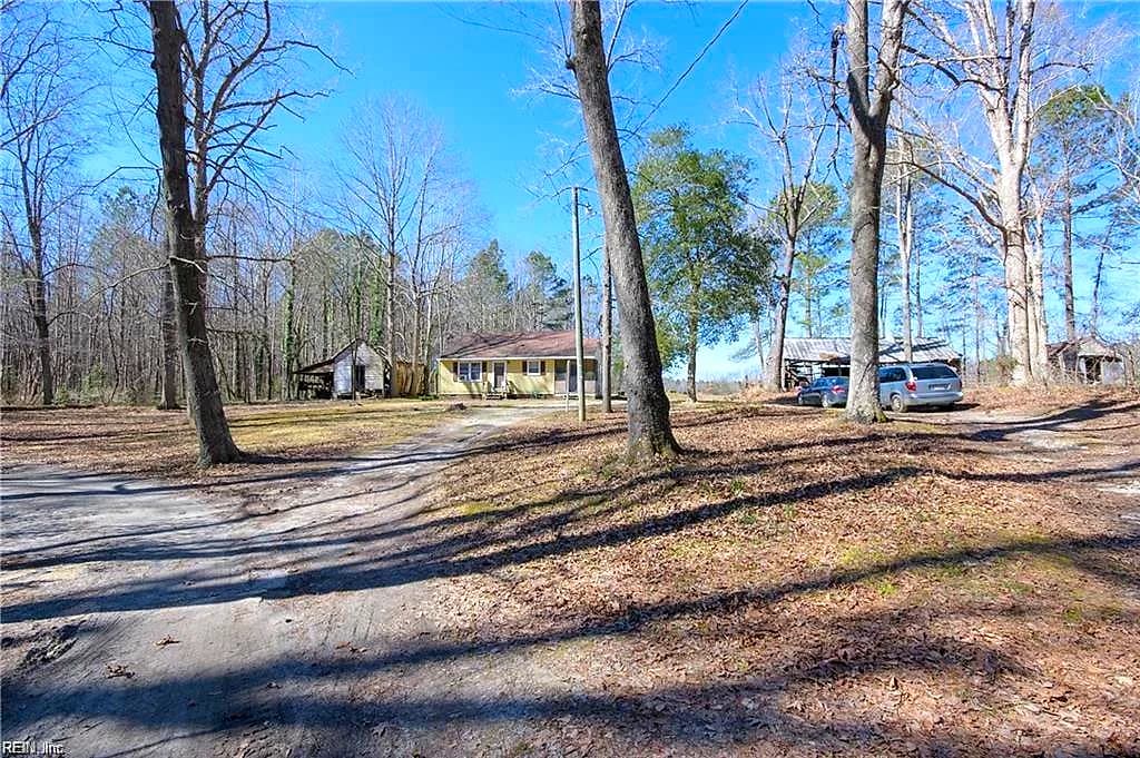 13474 Hatchers LN, SMITHFIELD VA 23430 - Photo 4