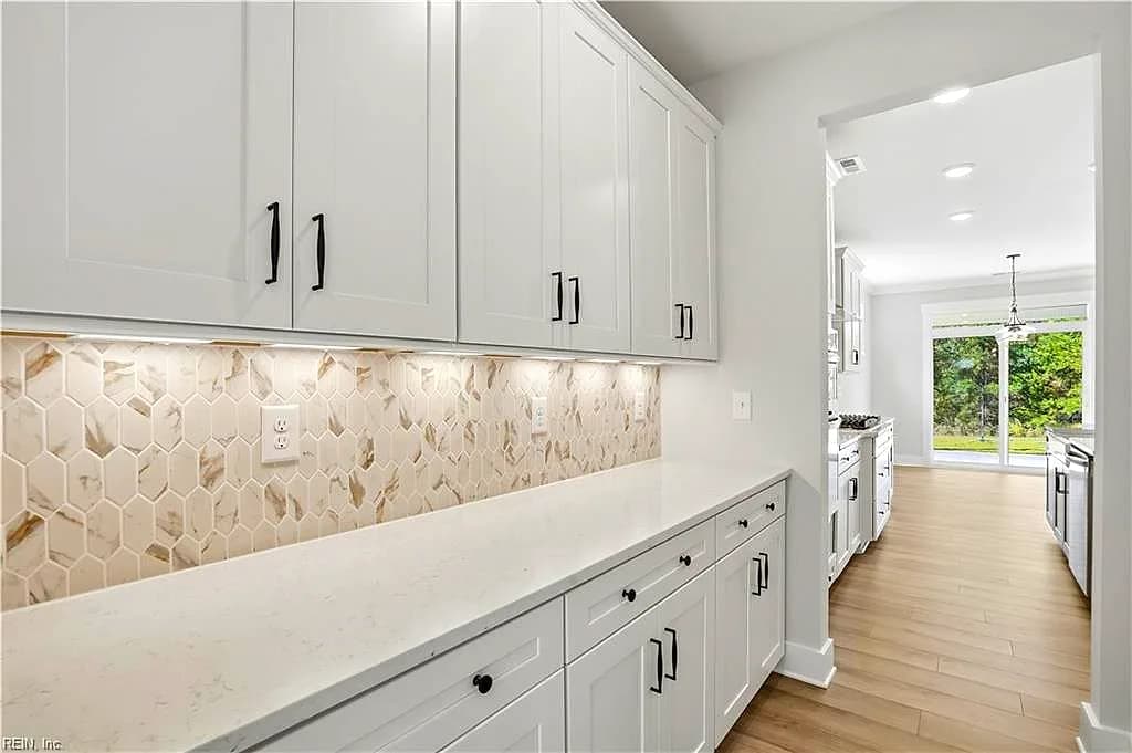 1302 Wharf Hill DR, SMITHFIELD VA 23430 thumb 7