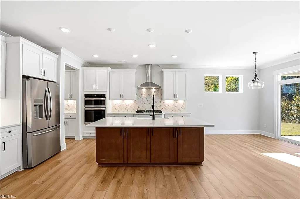 1302 Wharf Hill DR, SMITHFIELD VA 23430 thumb 9