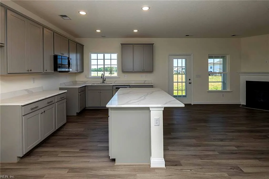 104 Getty RD, SUFFOLK VA 23434 thumb 9