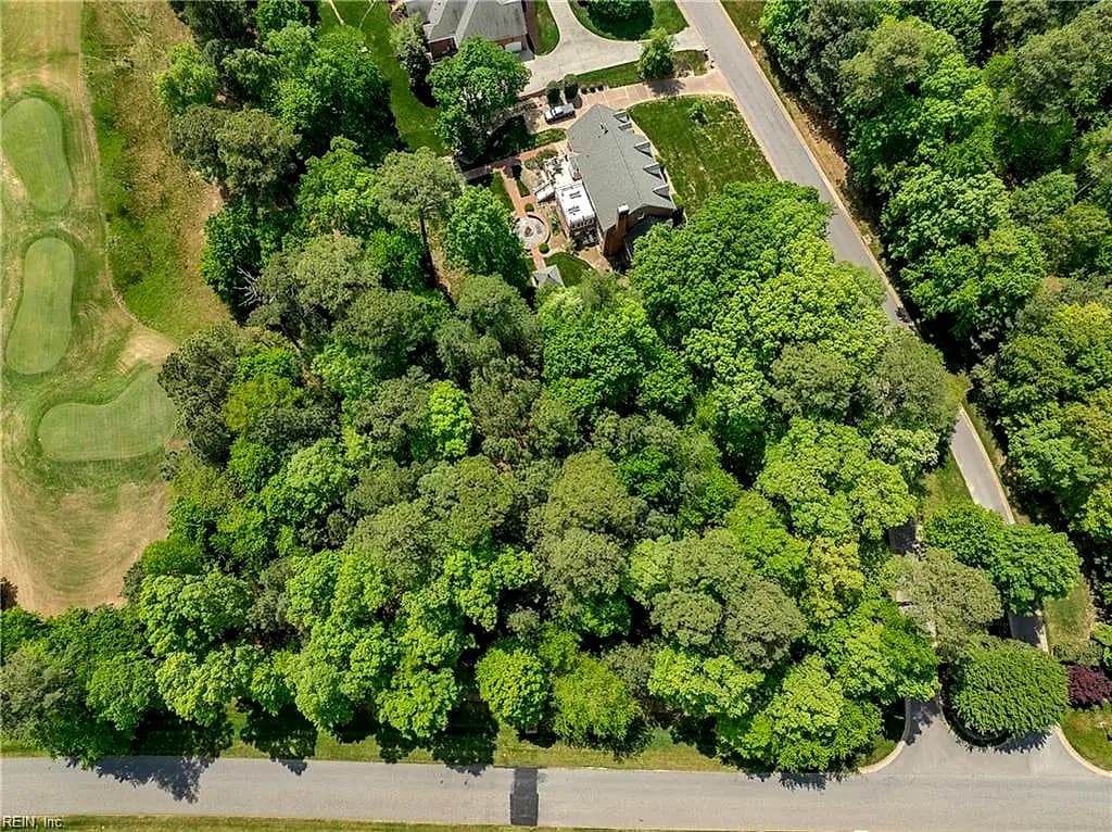 2114 Hornes Lake RD, WILLIAMSBURG VA 23185 - Photo 4