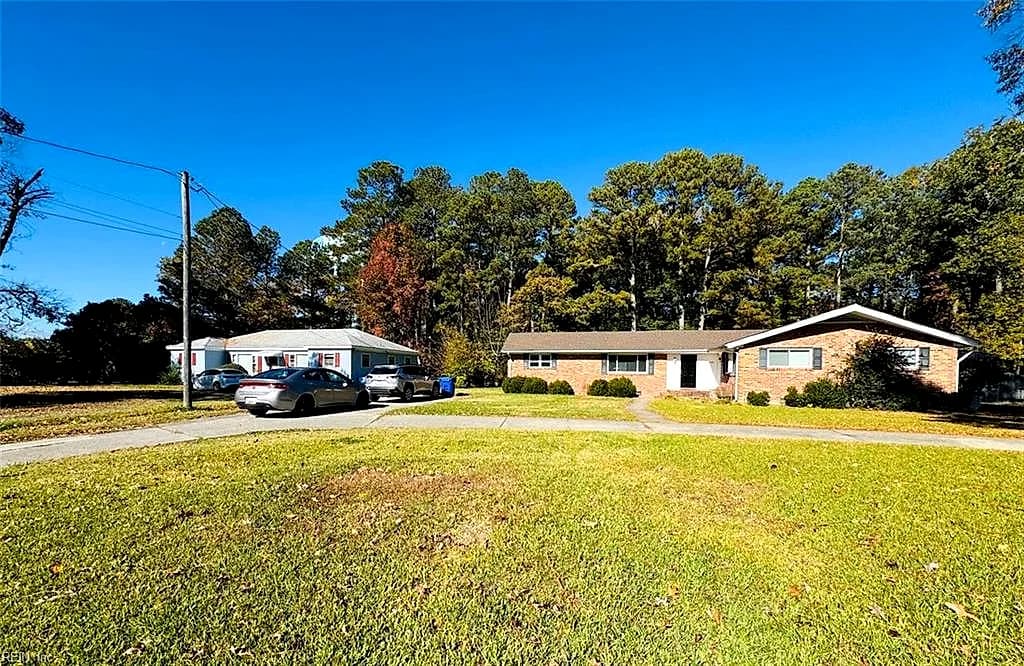 4834 W Norfolk RD, PORTSMOUTH VA 23703 - Main photo