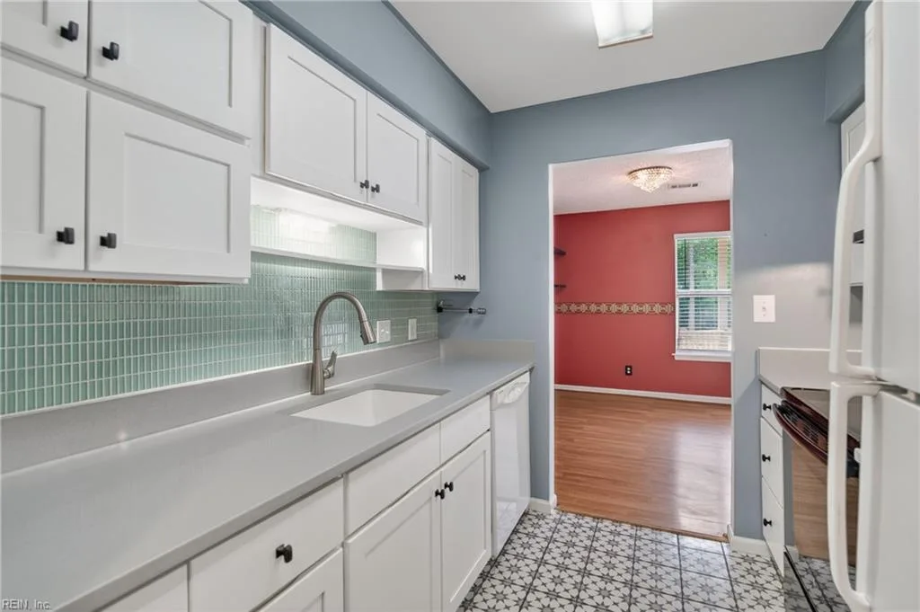 532 Pineland CIR #203, NEWPORTNEWS VA 23608 thumb 10