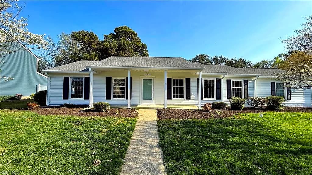 113 Deep Spring DR, NEWPORT NEWS VA 23602 - Main photo