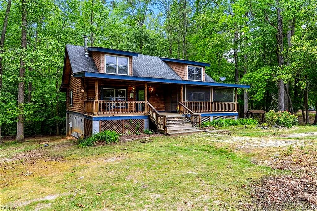 11202 Cabins End LN, GLOUCESTER VA 23061 - Main photo