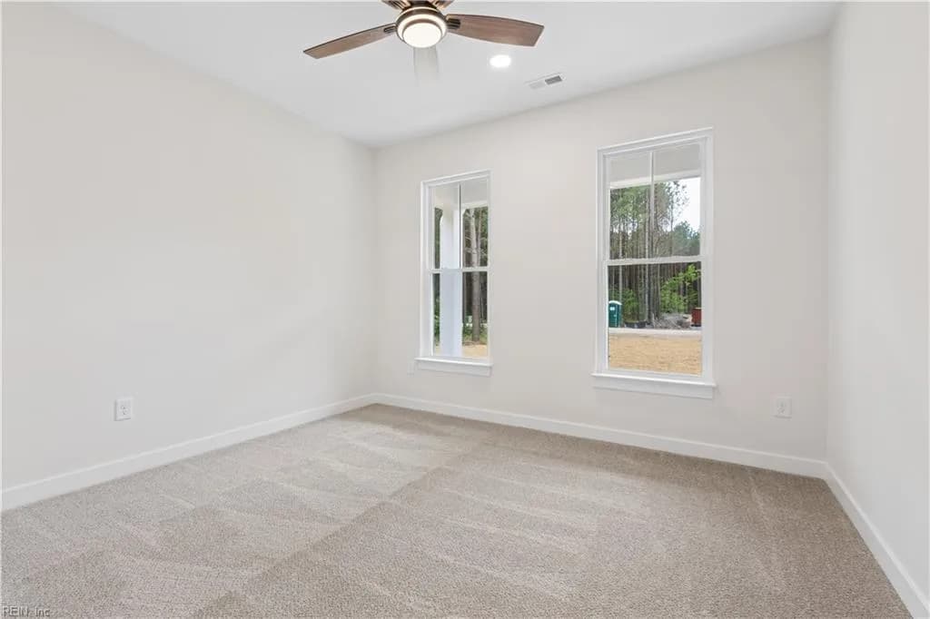 6911 Sunset Cove LN, GLOUCESTER VA 23061 thumb 6