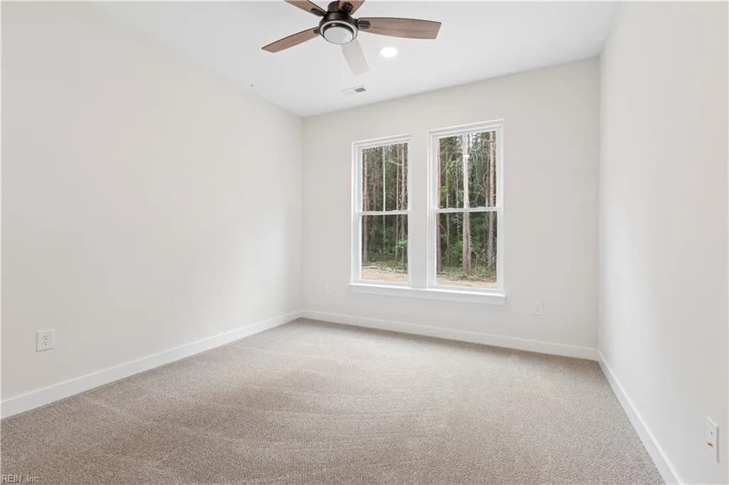6911 Sunset Cove LN, GLOUCESTER VA 23061 thumb 10