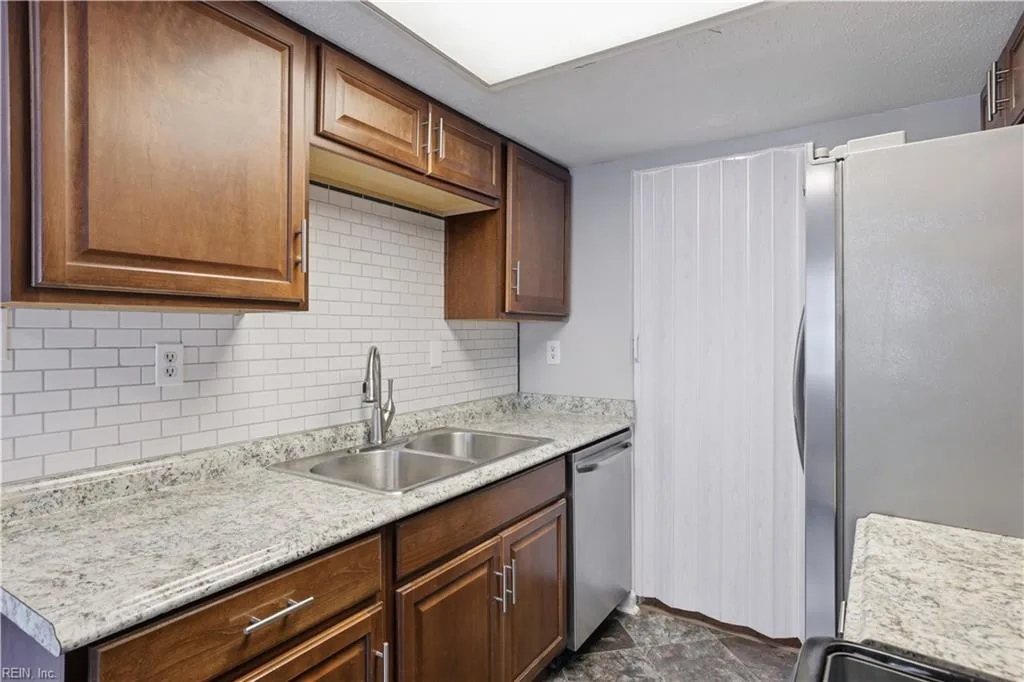 1513 Heritage Hill DR, RICHMOND VA 23238 thumb 12