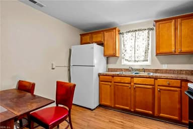 716 31st ST, NEWPORT NEWS VA 23607 thumb 3