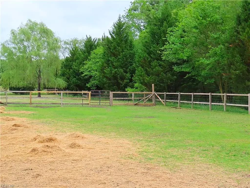 1149 Beaver Dam RD, CHESAPEAKE VA 23322 thumb 8