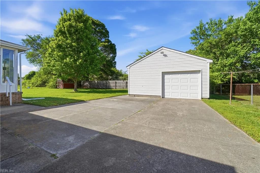 4710 Hatton Point RD, PORTSMOUTH VA 23703 thumb 12