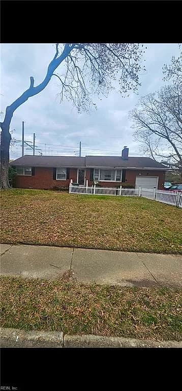 334 Brout DR, HAMPTON VA 23666 - Main photo
