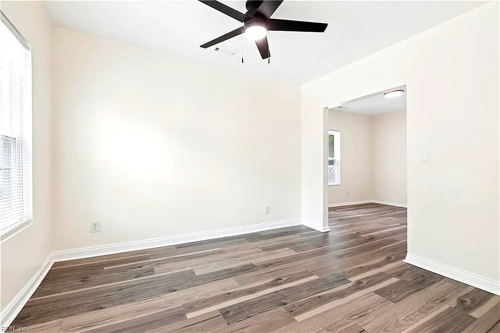 30 Maplewood ST, HAMPTON VA 23669 - Photo 3