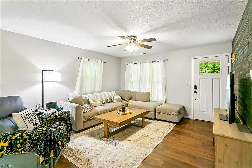 1016 Old York-Hampton HWY, YORKTOWN VA 23692 thumb 11