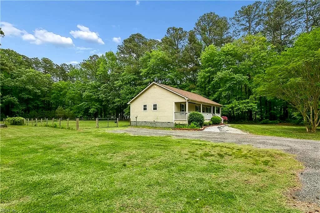 1016 Old York-Hampton HWY, YORKTOWN VA 23692 thumb 8