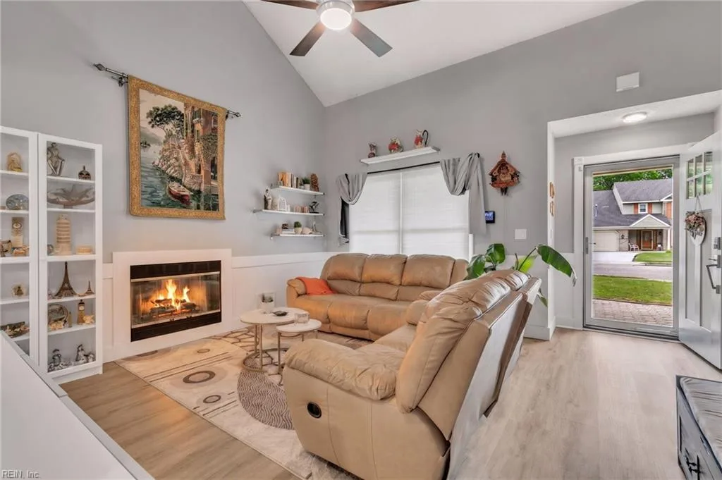 235 Dunn CIR, HAMPTON VA 23666 thumb 7