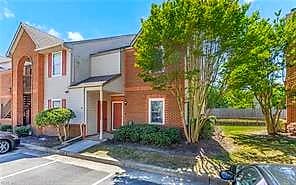 889 Gas Light LN, VIRGINIA BEACH VA 23462 - Main photo