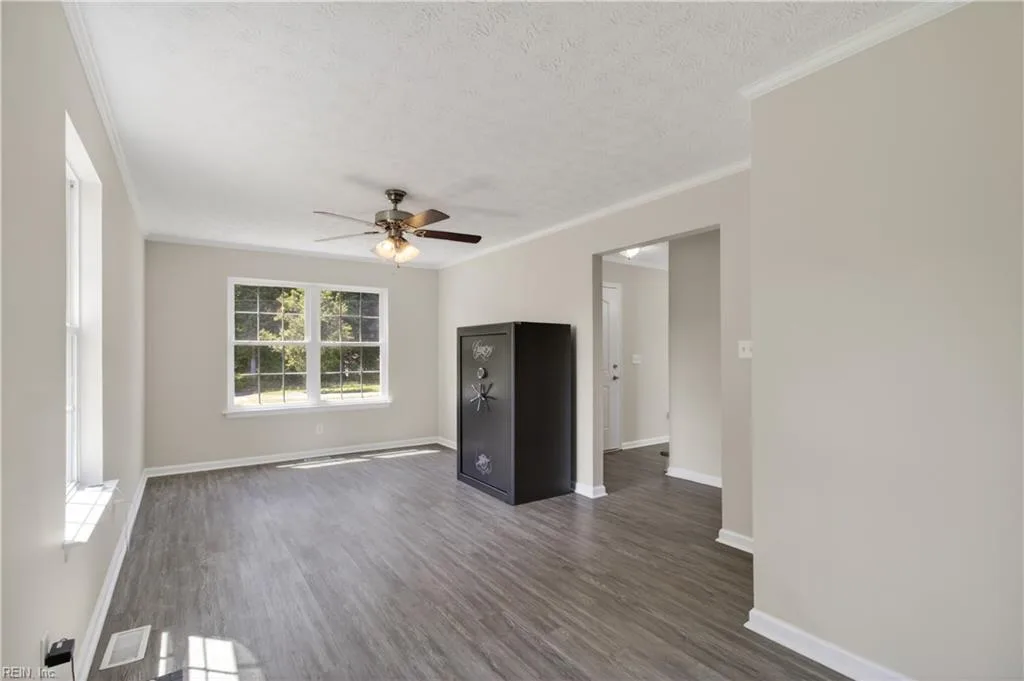 4059 Beechland RD, ELBERON VA 23846 thumb 10