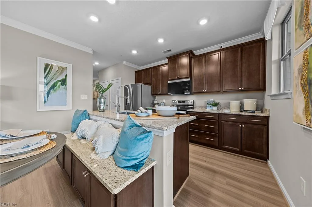 1505 Watermark WAY, HAMPTON VA 23666 thumb 6