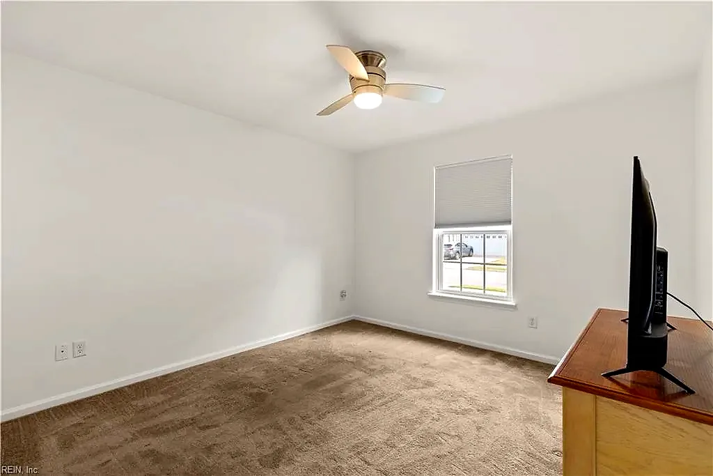 5042 Kings Grant CIR, SUFFOLK VA 23434 thumb 11