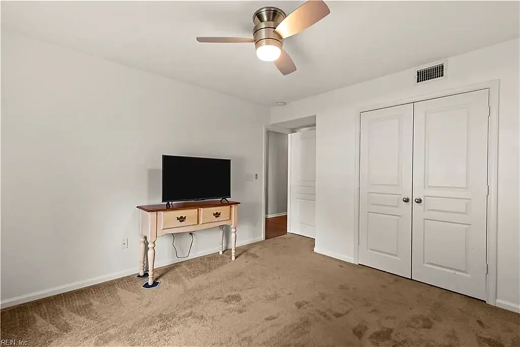 5042 Kings Grant CIR, SUFFOLK VA 23434 thumb 12