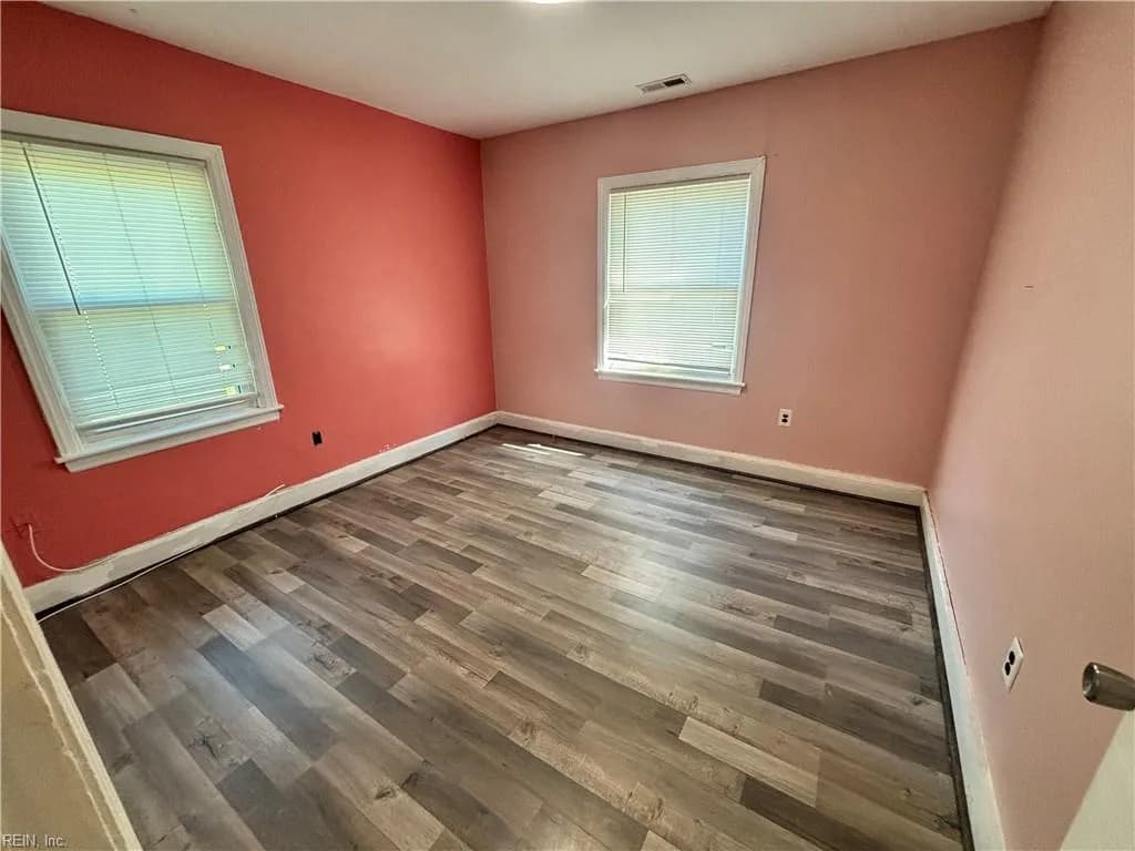 8 Clover ST, HAMPTON VA 23669 thumb 10