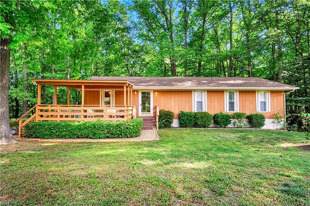 134 Tanbark LN, WILLIAMSBURG VA 23188 - Main photo