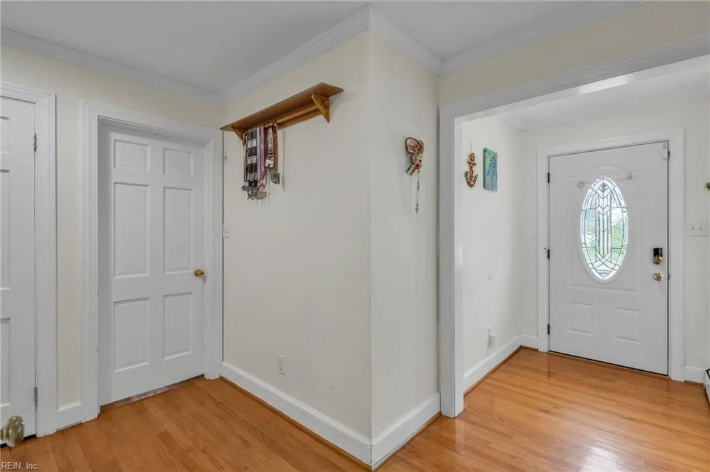 409 Shoreline DR, HAMPTON VA 23669 thumb 9