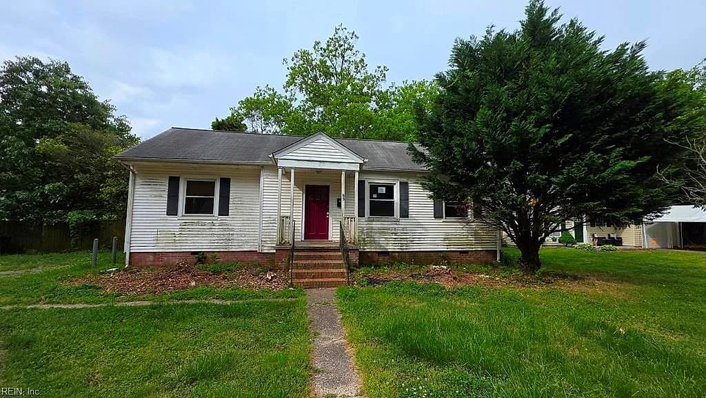65 Cavalier RD, HAMPTON VA 23669 - Main photo