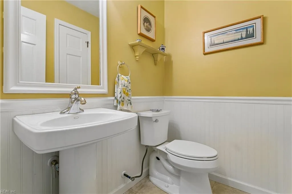 204 Jacobs RN, YORKTOWN VA 23692 thumb 8
