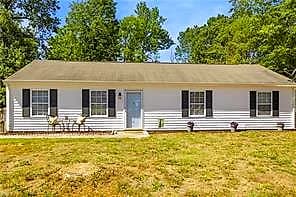 81 Easy ST, DUTTON VA 23050 - Main photo