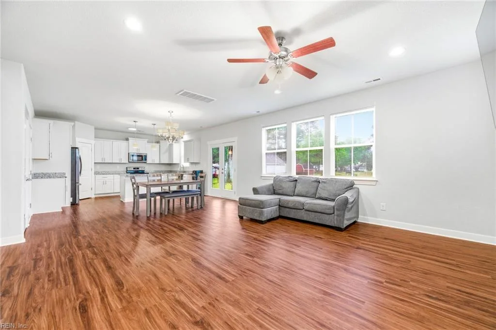 213 Hurdle DR, CHESAPEAKE VA 23322 thumb 11