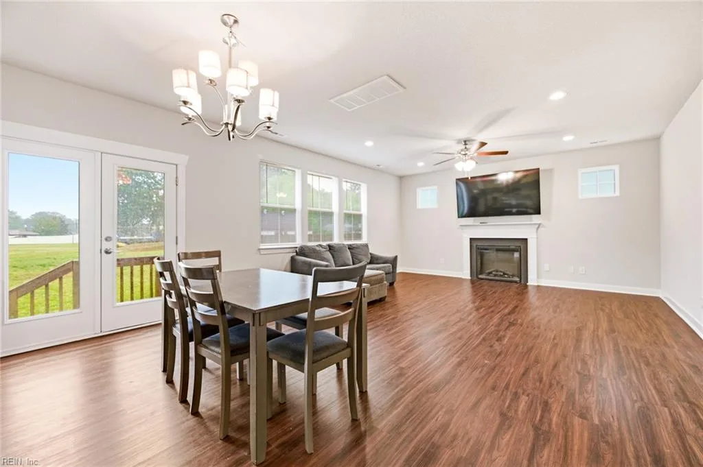 213 Hurdle DR, CHESAPEAKE VA 23322 thumb 9