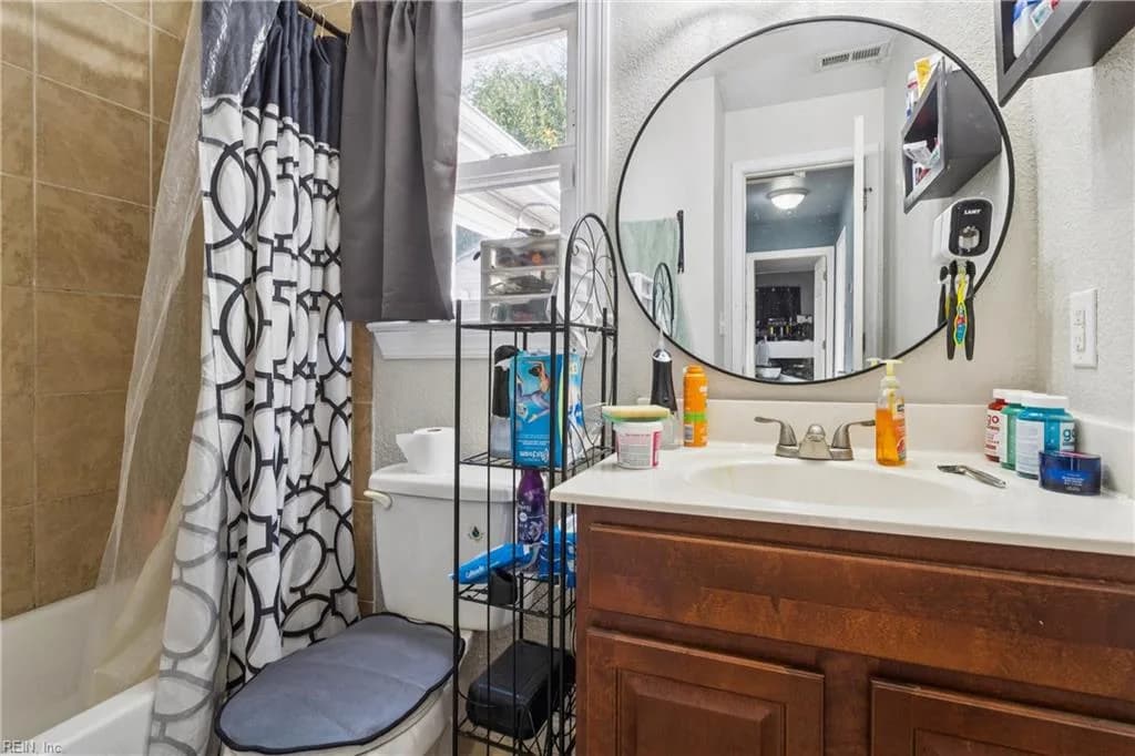 527 Ashlawn DR, NORFOLK VA 23505 thumb 11