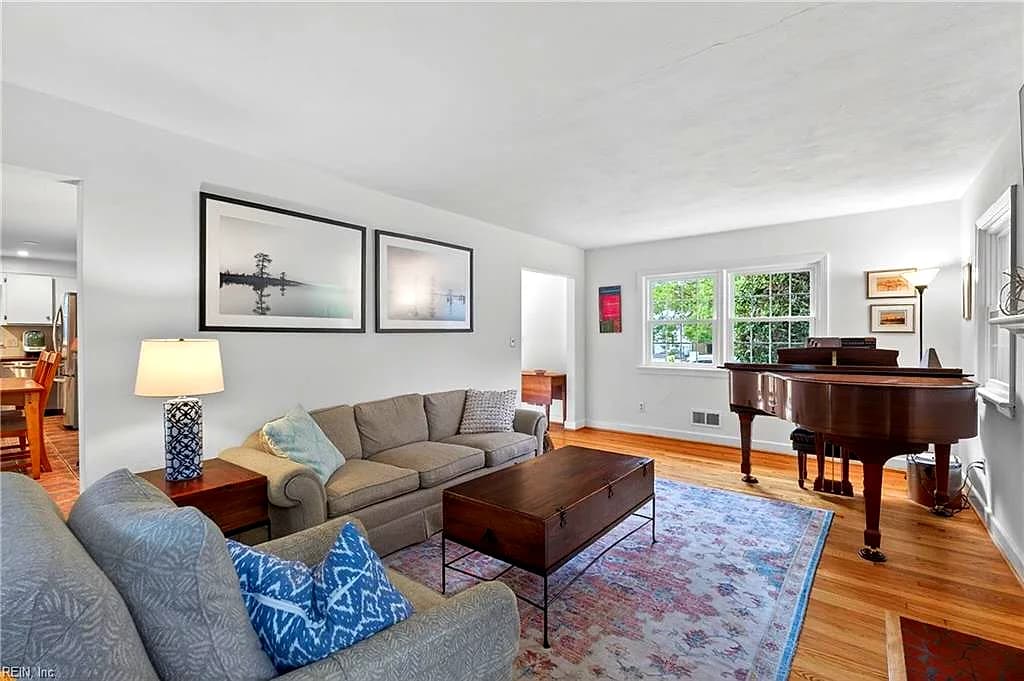 1106 Jamestown CRES, NORFOLK VA 23508 thumb 8