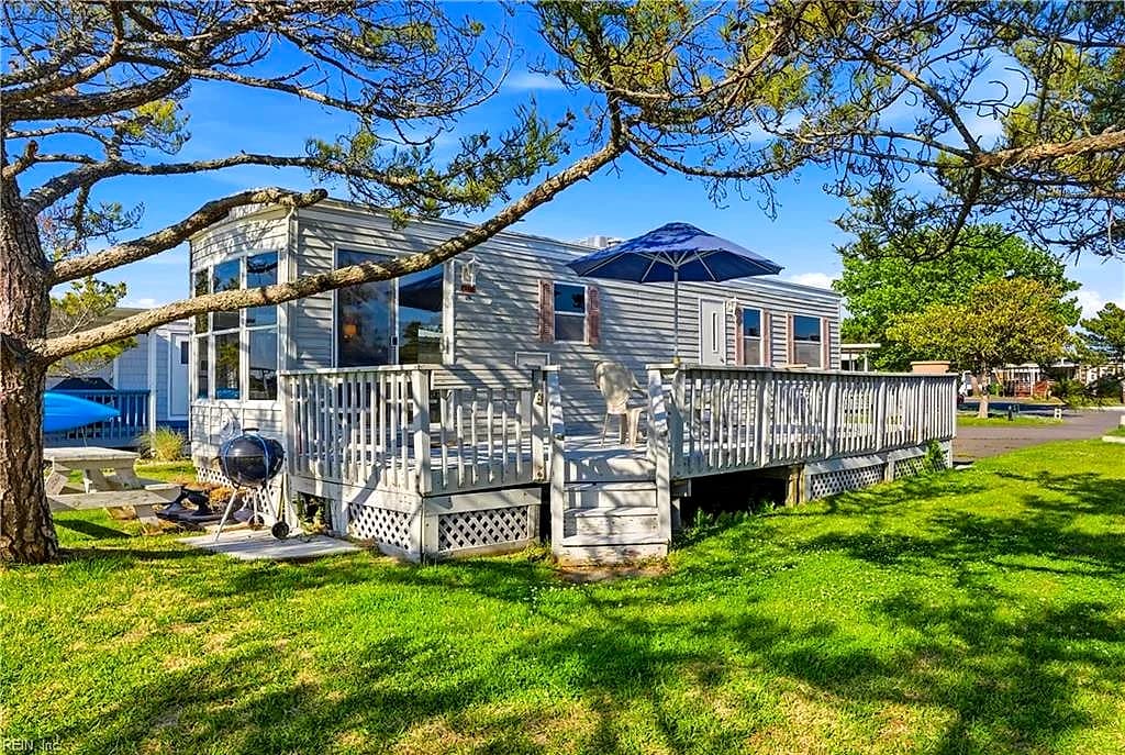3665 Sandpiper RD #41, VIRGINIA BEACH VA 23456 - Photo 5