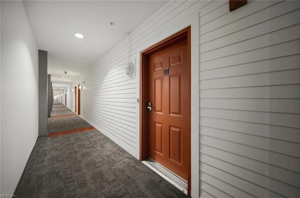 388 Boush ST #107, NORFOLK VA 23510 thumb 8