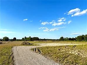 1924 L Hungarian RD, CHESAPEAKE VA 23322 - Main photo