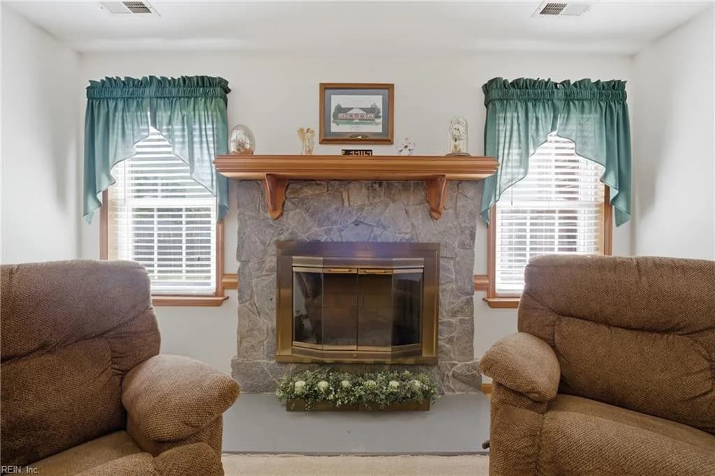 322 Faulk RD, NORFOLK VA 23502 thumb 7