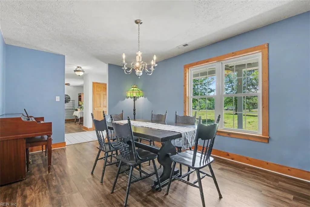 8237 Spring Hill Farm RD, GLOUCESTER VA 23061 thumb 7