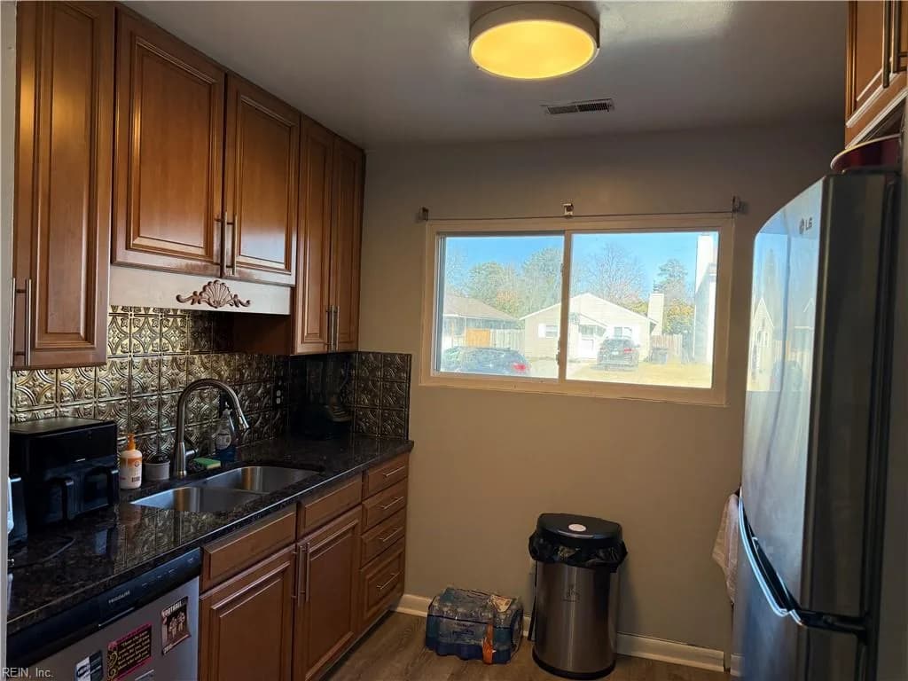 3860 Sugar Creek LN, PORTSMOUTH VA 23703 thumb 6