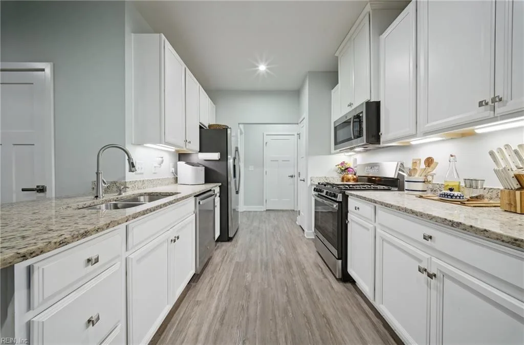 910 Adventure WAY, CHESAPEAKE VA 23323 thumb 8