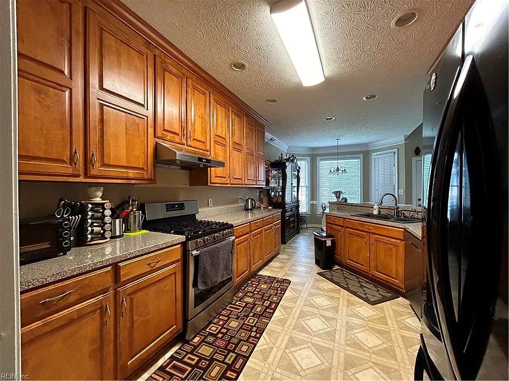 109 Sheldon CT, YORKTOWN VA 23693 - Photo 5