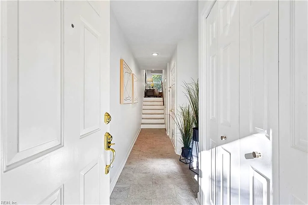 603 Todd TRL, NEWPORT NEWS VA 23602 - Photo 4
